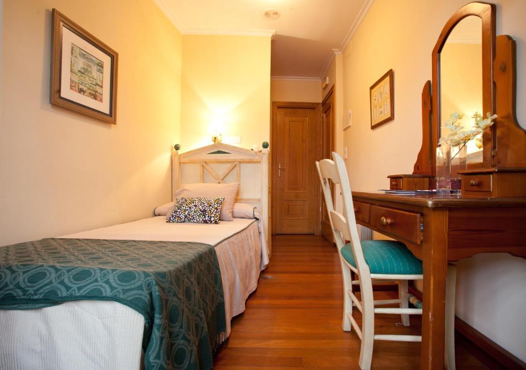 Hotel Fonte De San Roque Santiago de Compostela Oda fotoğraf